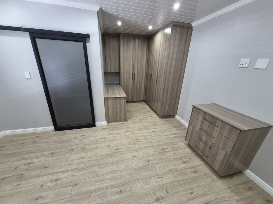 To Let 3 Bedroom Property for Rent in Rylands Western Cape